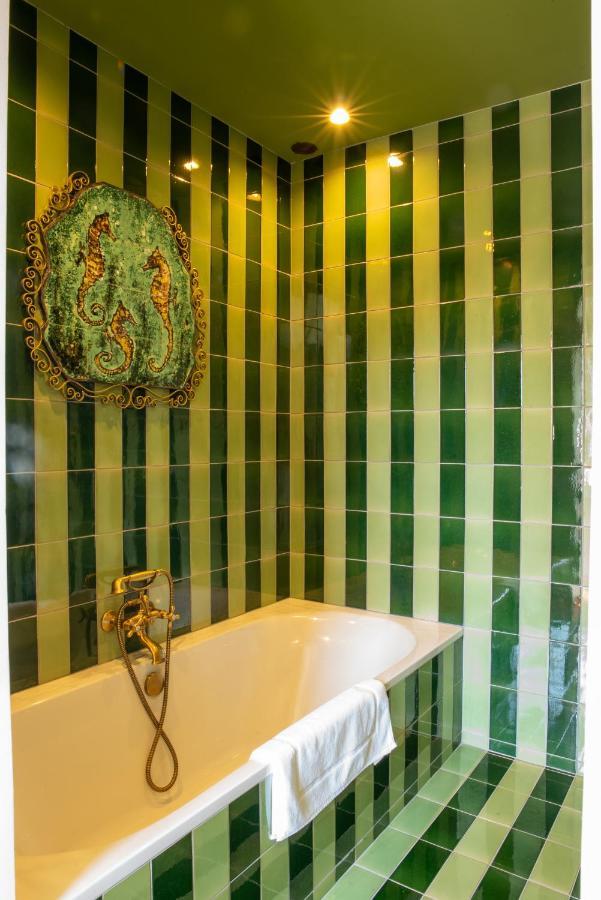 Les De La Releve Bed & Breakfast Marseille